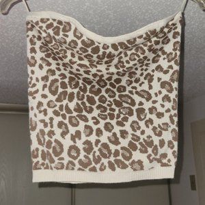 Sleeveless Leopard top